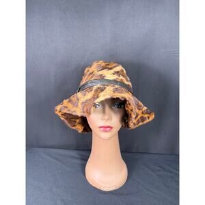 Mr. John Hats for Women on Sale up to 90% Off: Poshmark display picture 3